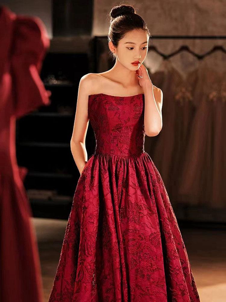 Elegant Strapless Jacquard Floor-Length Embroidered Pageant Prom Dress