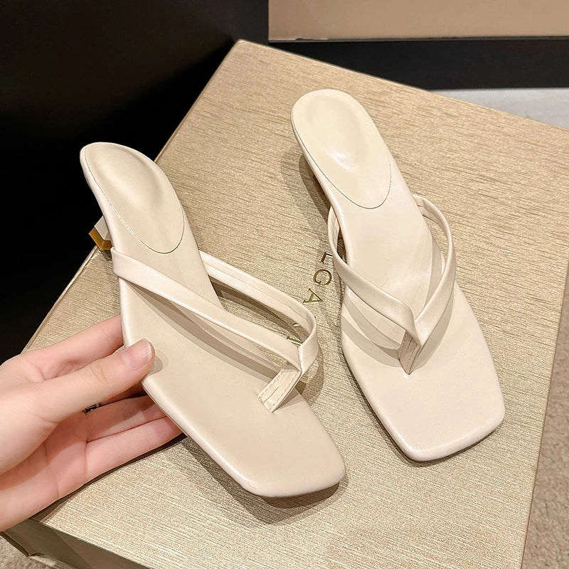 Design Clip Toe Slippers Comfort Low Heel