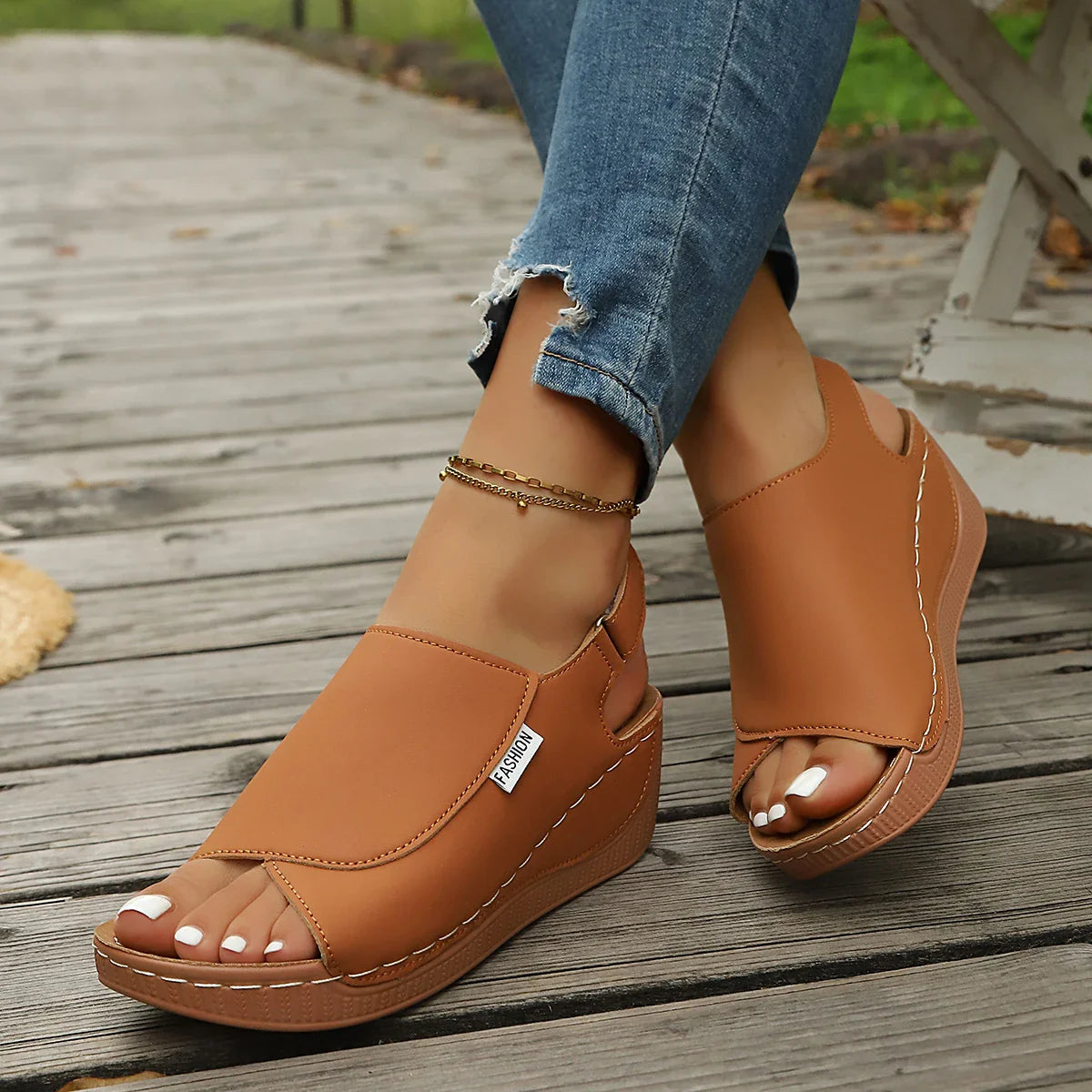 Soft Platforms Sandals Peep Toe Wedges Flip Flops Light Wedges Casual Beach Shoes