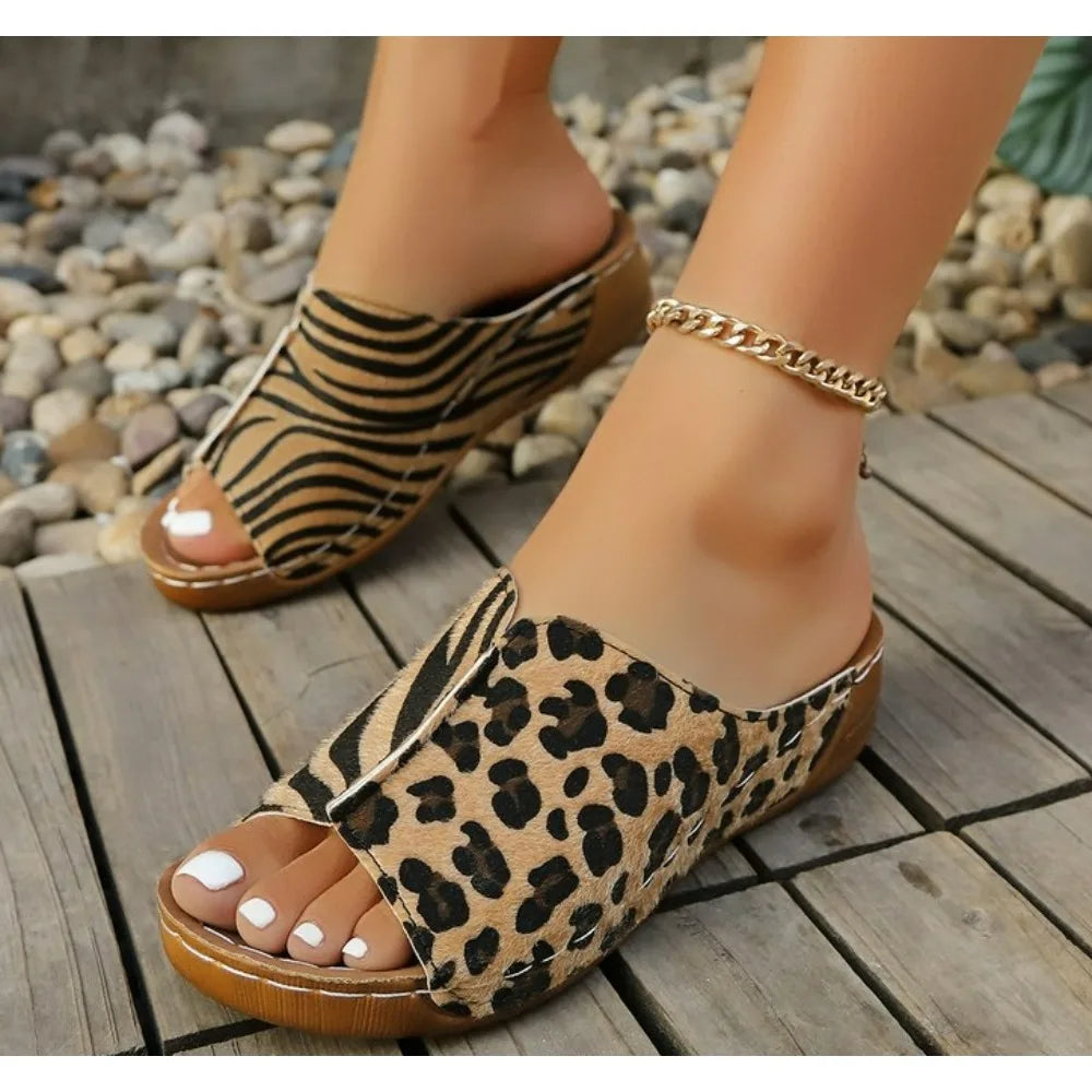 Wedge Sandals Leopard Print Soft-Soled Round-Toe Slippers Platform Sandals Simple Flip-flops Wear Beach Slippers