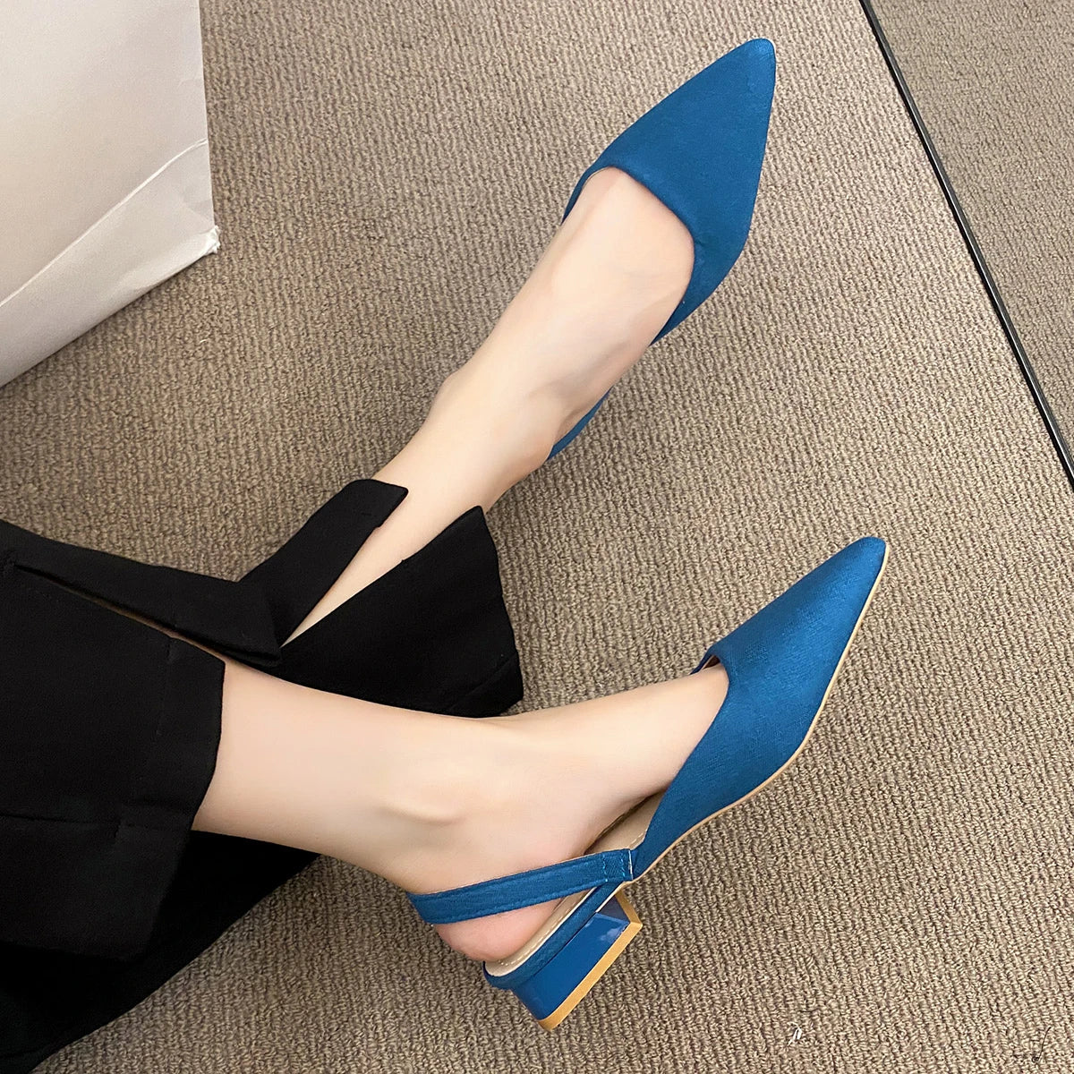 Retro Solid Color Heel