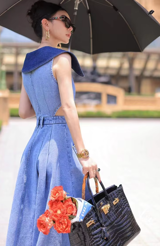 Trendy Metal Buckle Waist Hollow Out Sleeveless Split Denim Dresses