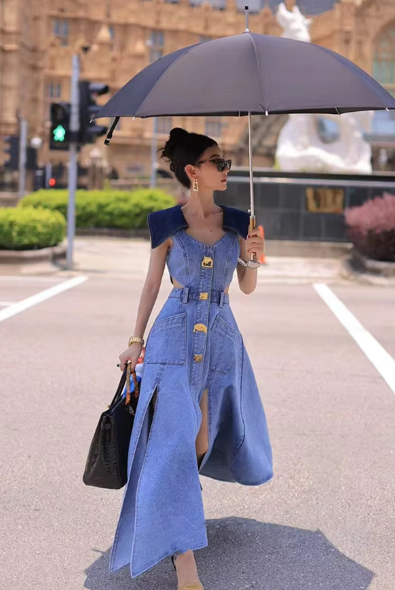 Trendy Metal Buckle Waist Hollow Out Sleeveless Split Denim Dresses