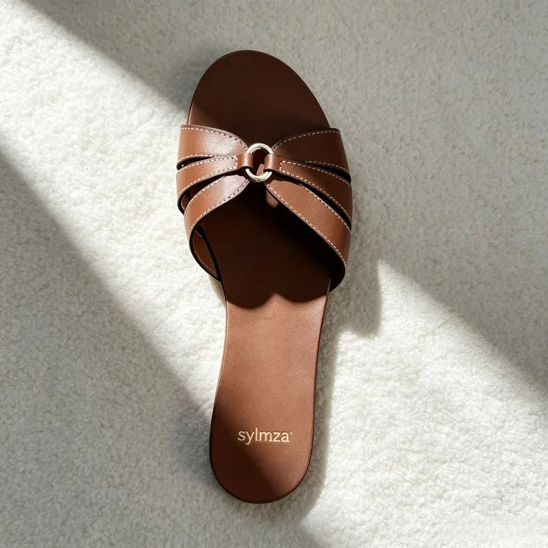 Unique Metal-decorated Flat Sandals Novelty Sewing Narrow Band Designer Shoes