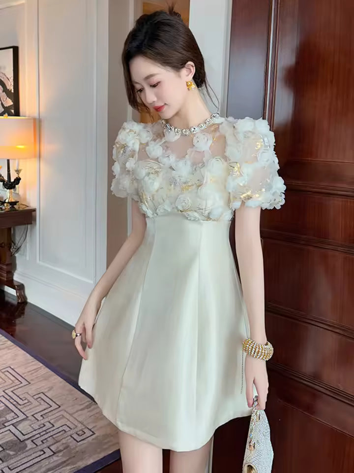 Vintage Elegant Sweet Sheer Mesh Diamonds Flowers Swing Short Ball Gown
