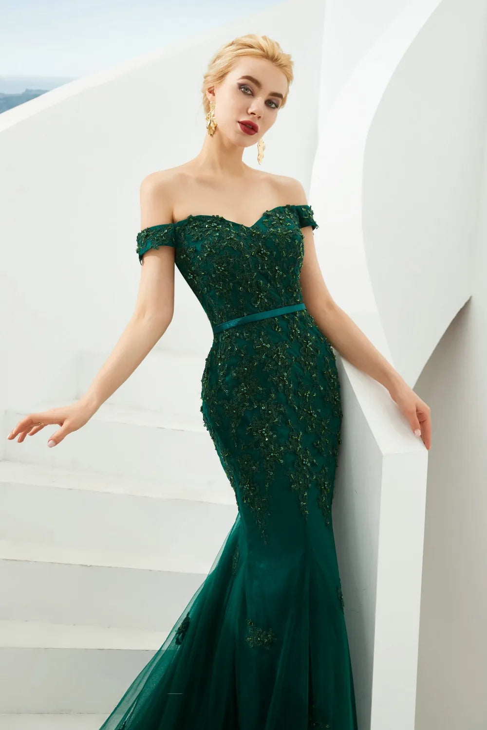 Vintage Mermaid Off Shoulder Lace Appliques Beaded Tulle Backless Long Prom Dresses