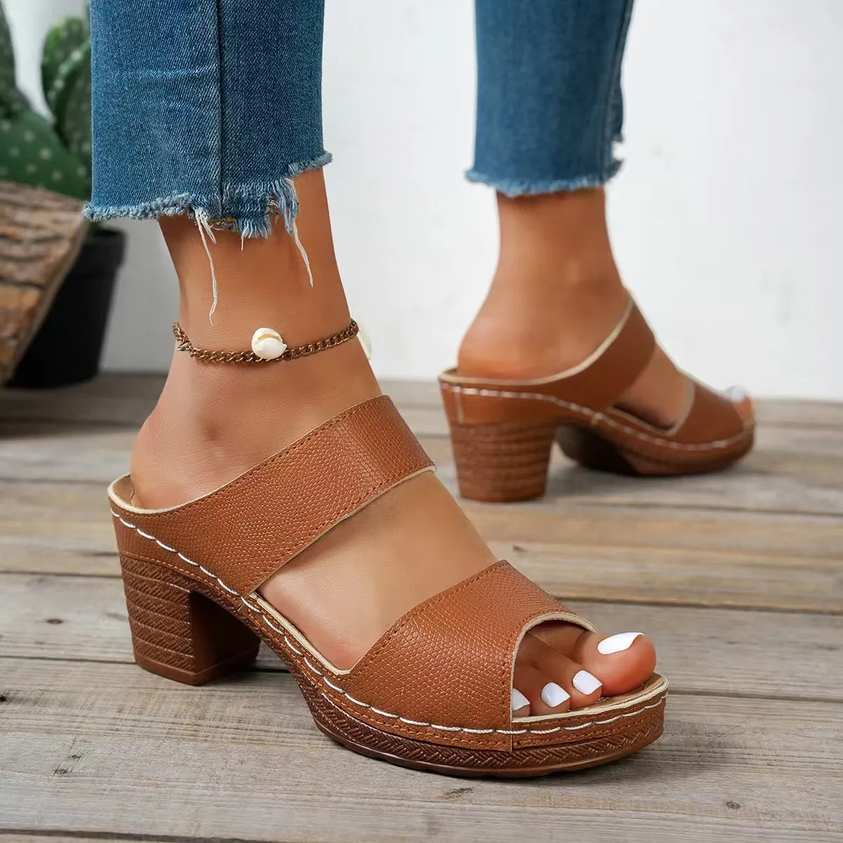 Lightweight Hollow Sandals High Heel