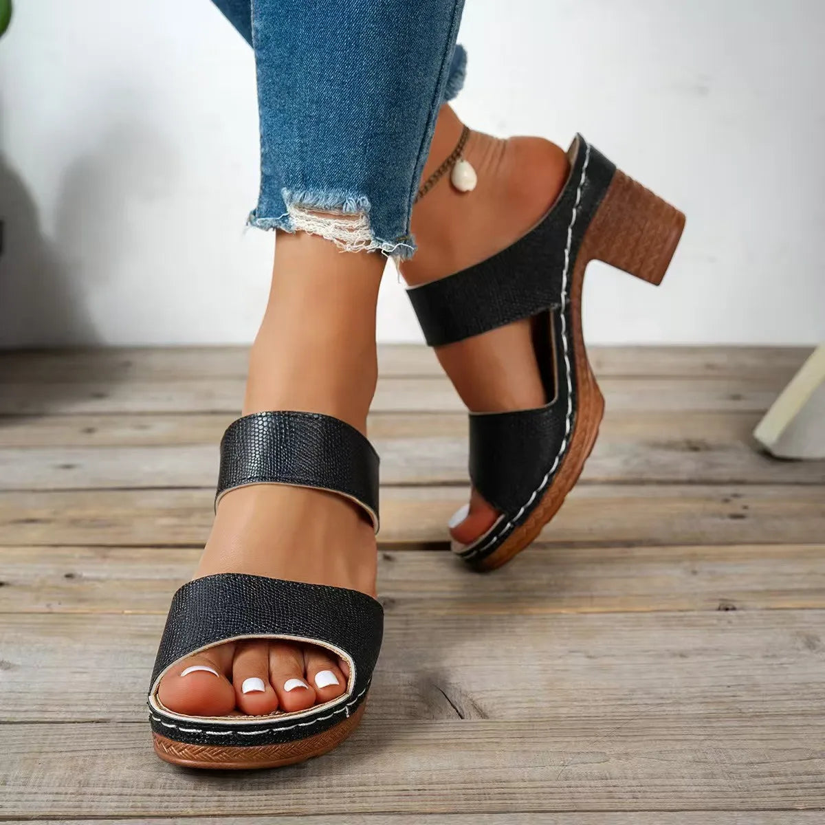 Lightweight Hollow Sandals High Heel