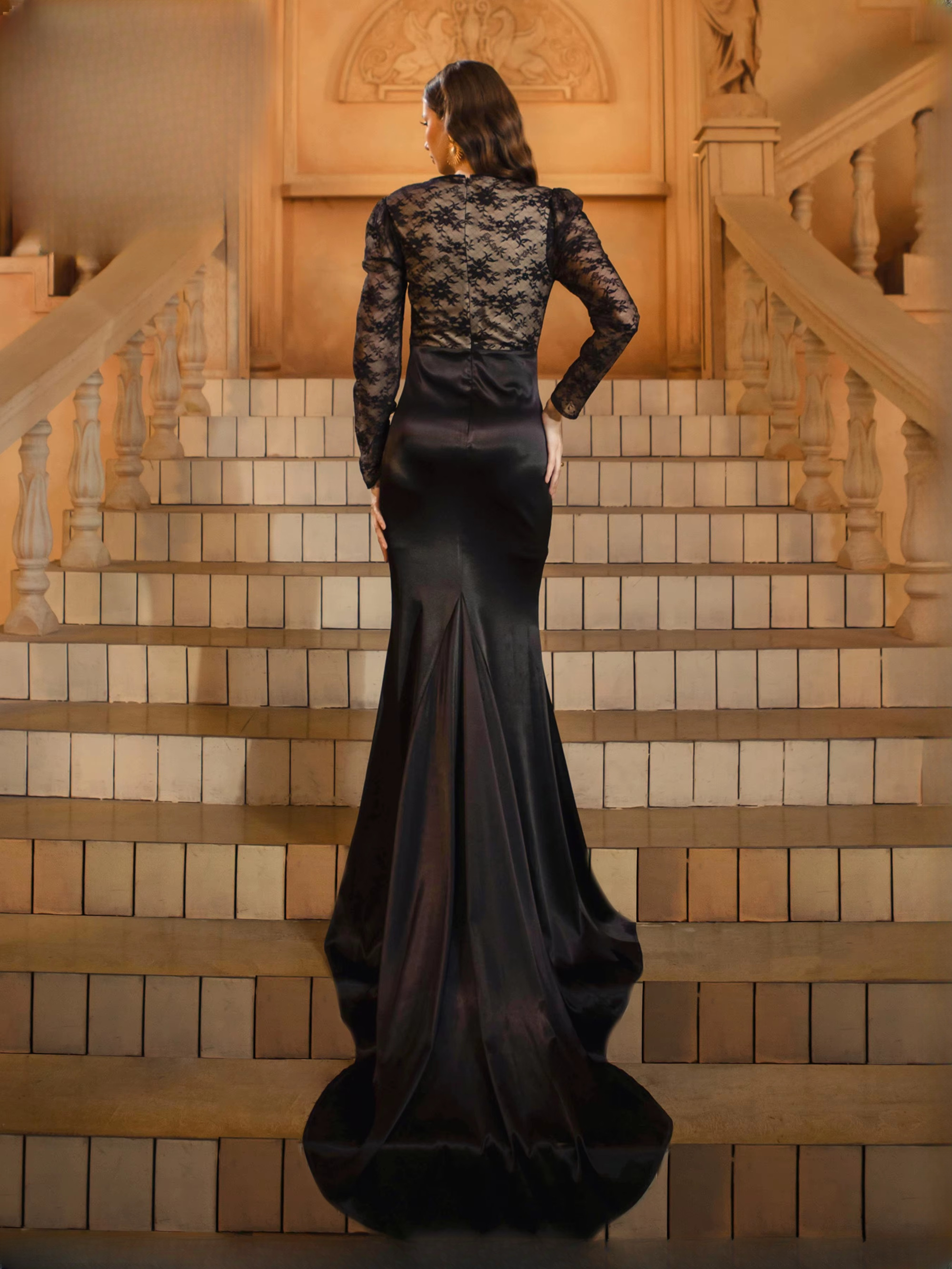 Luxury Round Neck Long Sleeved Formal Floor Length Dress